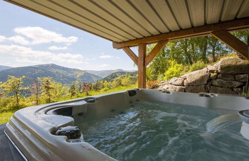 Muhlbach-sur-Munster Ski Chalet | Indulge at La Marcairie Grand Chalet - Spa & Pet Friendly
