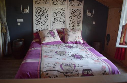 Chateauvieux House | Family-Friendly Retreat at La Mare Aux Canards, Near Zoo
