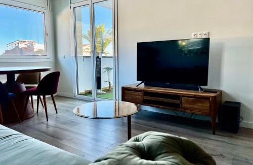 Sitges Apartment | Experience La Marina de Aiguadolç: Ocean Views & Private Beach