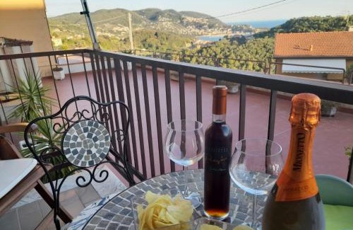 Pitelli Apartment | Pet-Friendly Retreat at La Marineria di Linoris