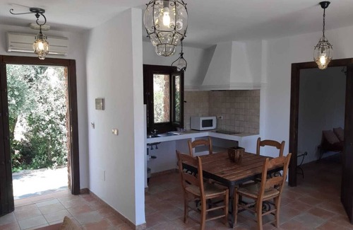 Fondon Hotel | Top-Rated La Marmita de Ahlam with Pool and Restaurant