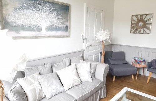 Maurs House | Experience La Martinelle: Oceanfront Bliss & Spa Retreat