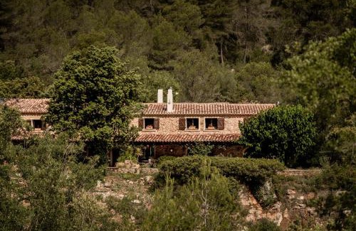 Pontons Villa | Discover La Masia Alt Penedès: Oceanfront Retreat