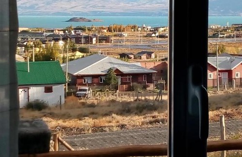 Macrozona Meseta Cerro Calafate House | Child-Friendly Retreat at La Mata de Calafate - Rated 9.9/10