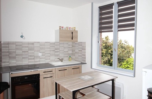 La Fere House | Ideal La Medina House with Courtyard for 6 Guests