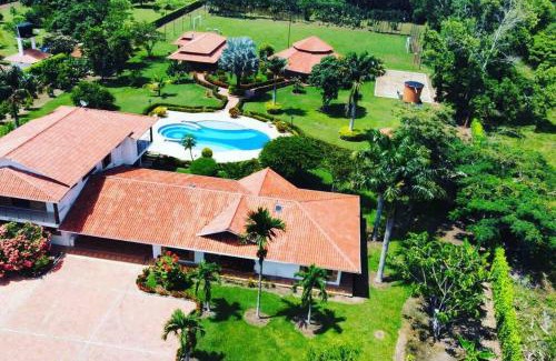 Villavicencio House | Relax at the Best Country House Near Villavicencio