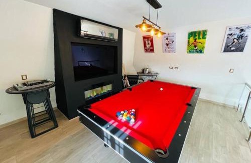 Zona 16 Apartment | Discover Spectacular City Views at Our Family-Friendly Hotel