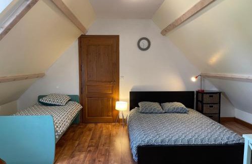 Contres Apartment | Stunning La Melerie: Oceanfront Retreat with High Ratings