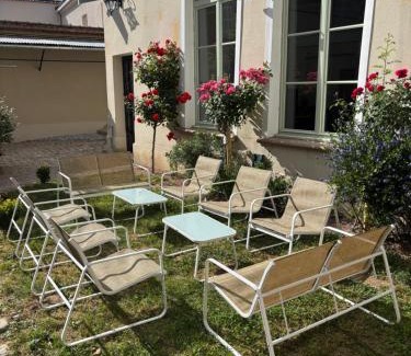 Epernay House | Pet-Friendly Retreat at La Menuiserie with Kitchen Amenities