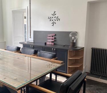 Epernay House | Pet-Friendly Retreat at La Menuiserie with Kitchen Amenities