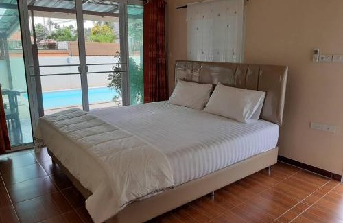 Hua Hin House | Discover La Mer at Huahin: Oceanfront Paradise with Pool