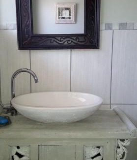 Kleinmond House | Beachfront Bliss: La Mer Self-Catering in Kleinmond
