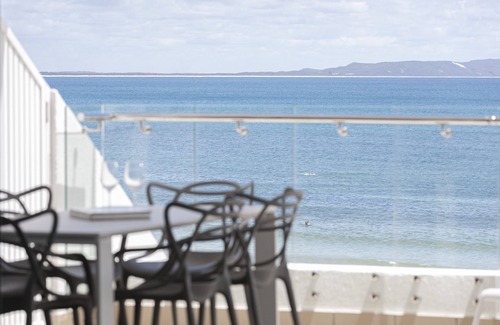Noosa Heads Apartment | La Mer: Beachfront Designer Retreat with Ocean Views