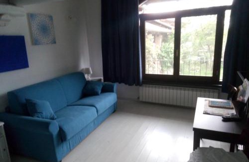 Boves Apartment | Cozy La Meridiana: Family-Friendly Retreat in Restored Farmhouse