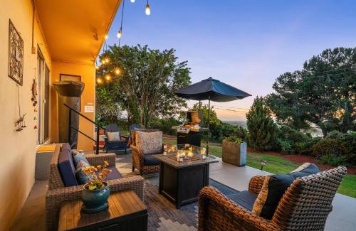 Windsor Hills House | La Mesa Lookout with AC BBQ Firepit Pet Friendly