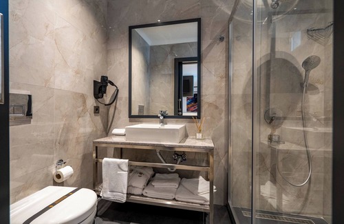 Sile Hotel | Experience Ocean Views at La Miel Suites Sile