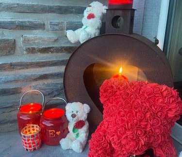 Theux Bed & Breakfast | La Milardière: Oceanfront Escape with Pool & 9.2 Rating