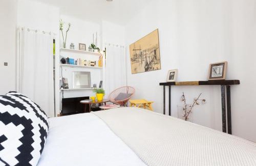 7th Arrondissement Apartment | Family-Friendly La Minotte: A Budget Traveler's Oasis