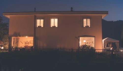 Cerete Alto Bed & Breakfast | Unforgettable Stay at LA MOIA - Guest Rated 10/10!