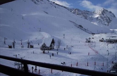 La Mongie Apartment | Cozy Summer Studio with Tourmalet Views & Spa Amenities