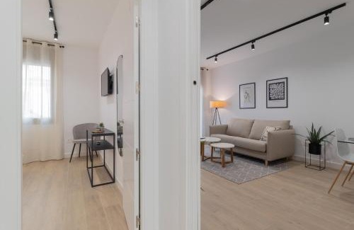 Ciudad Jardin Apartment | Family-Friendly Stay at La Morada Cordobesa - Rated 9.2/10