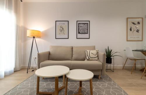 Ciudad Jardin Apartment | Family-Friendly Stay at La Morada Cordobesa - Rated 9.2/10