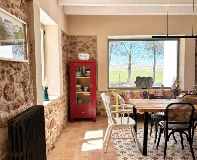 Alcaraz Ski Chalet | Explore La Morera: Child-Friendly with a 9.2/10 Rating