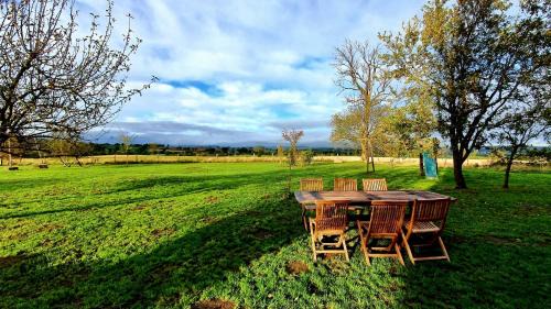 Louroux-de-Bouble House | Family-Friendly Retreat at La Motte - Guest Rated 9/10