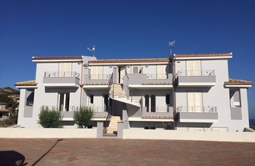 Lu Bagnu Apartment | Oceanfront Bliss at La Murta Bianca Lu Bagnu