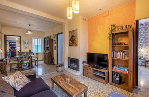 Fuente Vaqueros House | Discover Casa La nana de Lorca - 15 Min from Granada