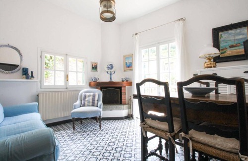 Vernazza House | Top-Rated La Nave: Family-Friendly & Pet Welcoming Stay