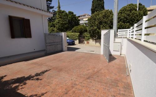 Marina di Modica House | Experience La Nike: Pet-Friendly, Family-Approved Stay
