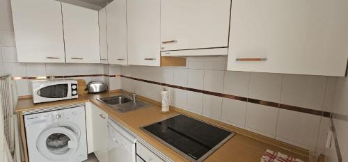 San Luis de Sabinillas Apartment | Beautiful La Noria Playa Sabinillas with Oceanfront Bliss