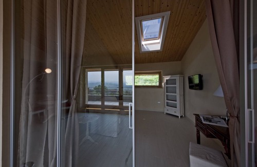 Annunziata Apartment | Eco-Friendly Retreat: La Notte Apartment in La Morra