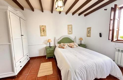 Tornon House | La Nozal de la Peña