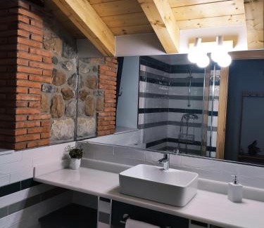 Riancho Cabin | Family-Focused Getaway at La Onda - Rated 9.5/10