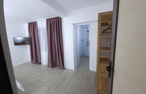 Azuga Cabin | La Oprescu