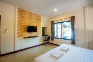 Hua Hin Resort | Family-Friendly Getaway at La-or Resort with Pool Access