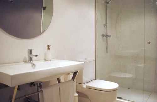Alameda del Valle House | Child-Friendly Retreat at LA OTRA KASA - Rated 9/10