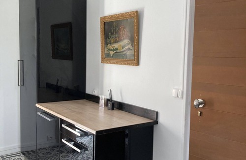 Borderes-sur-l'Echez Apartment | Indulge at La Pépite: Spa, Terrace & Top Guest Reviews