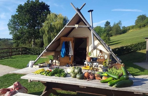Survie Other | Pet-Friendly Retreat at La P'tite ferme de la Vie, 8.9/10