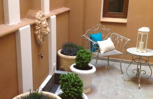 Siruela Cottage | Discover Relaxation at La Pajarona with Spa and Breakfast