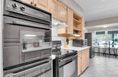 North San Antonio - SAT House | Spacious LA PALA CITA: Pool, Game Room & Family Comfort