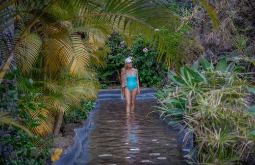 Los Llanos de Aridane Apartment | Relax at La Palma Jardín Resort: 4-Star Family Getaway