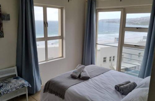 Mossel Bay Apartment | Discover La Palma Villas No. 40 with Private Beach Access