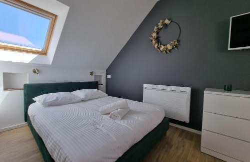 Bruz Apartment | Discover La Palme d'Or: Child-Friendly Retreat, Rated 9.4