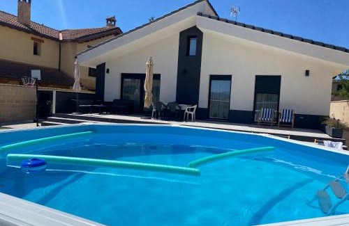 La Lastrilla House | Oceanfront Retreat at La Palmera del Sotillo - Rated 9.9/10