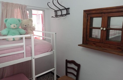 Alhama de Granada House | Family-Friendly Getaway at La Palmera Hotel