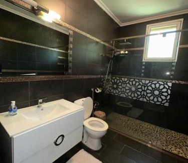Sebaa Rouadi House | Ferme Prestige: Guest Rated 9/10 with Pool & Hot Tub