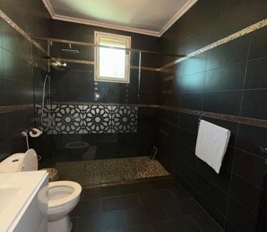 Sebaa Rouadi House | Ferme Prestige: Guest Rated 9/10 with Pool & Hot Tub